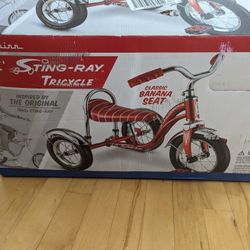 SCHWINN LIL' STING-RAY TRICYCLE BANANA SEAT TODDLER RED