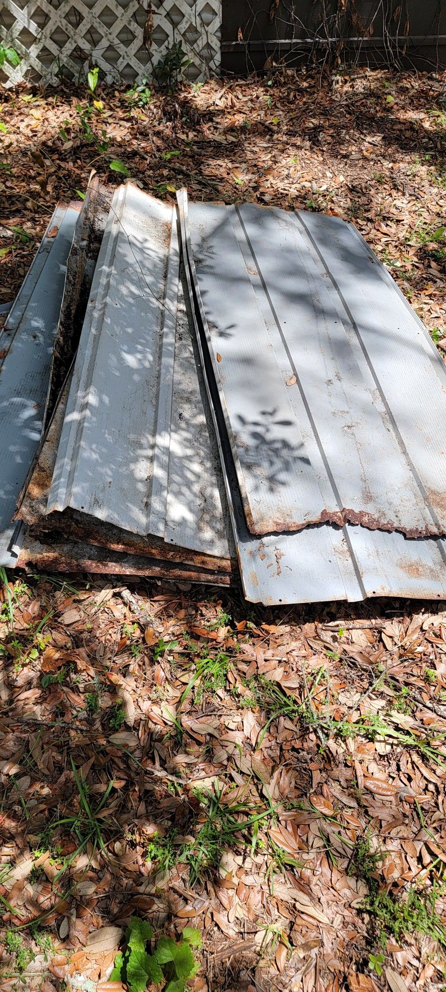 Metal siding off shed 9 pieces