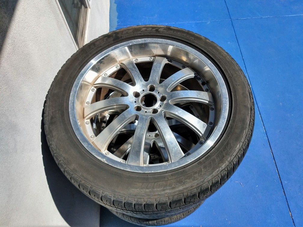 22" Rims With Tires 