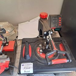 Heated T-shirt press