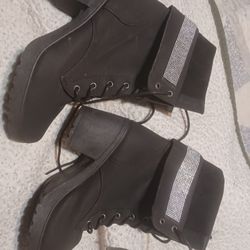 Women Boots
