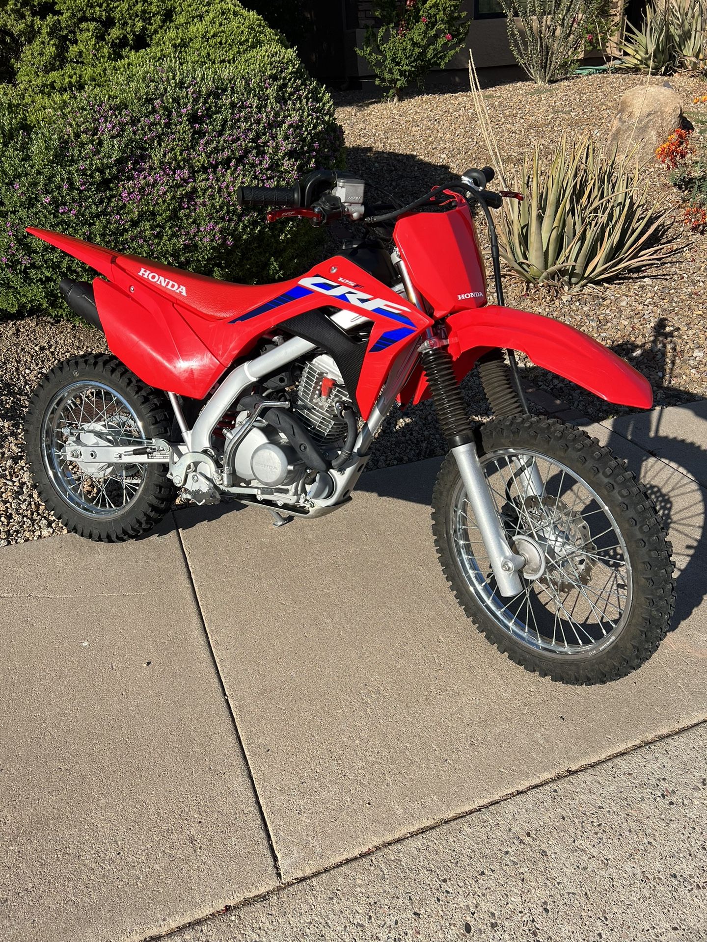 crf125