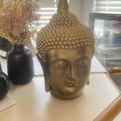 Buddha Head statue 