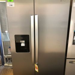 Whirlpool Stainless Steel Side by Side Refrigerator U8