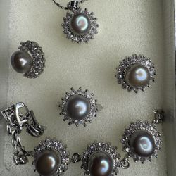 Real Cultured Pearl From Asia