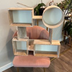 3x Wooden Shelf’s
