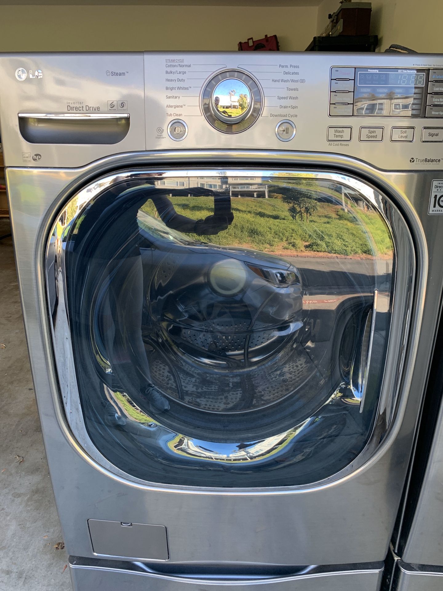 LG Steam Washer and TrueSteam Dryer