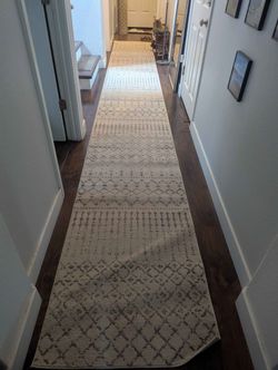 Carpet Runner: Blythe Modern Moroccan Trellis 20 ft. x 31.5 in. Gray Runner Rug