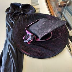 Costume