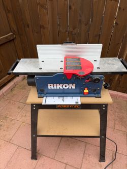 RIKON Benchtop Jointer New $700  Bolted down on a new power tool stand 32” ($70 new)  only used only a few times. Cash or Zelle only, pickup off Bancr