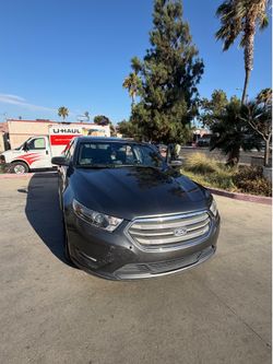 2018 Ford Taurus