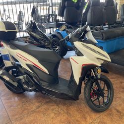 2025 Street Legal Scooters And Motorcycles! EZ Finance oac