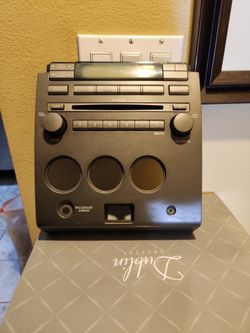 Nissan Titan Stereo  Face