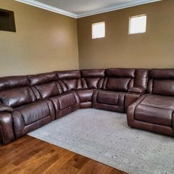 Reclining Leather Sectional w/ Chaise Lounge