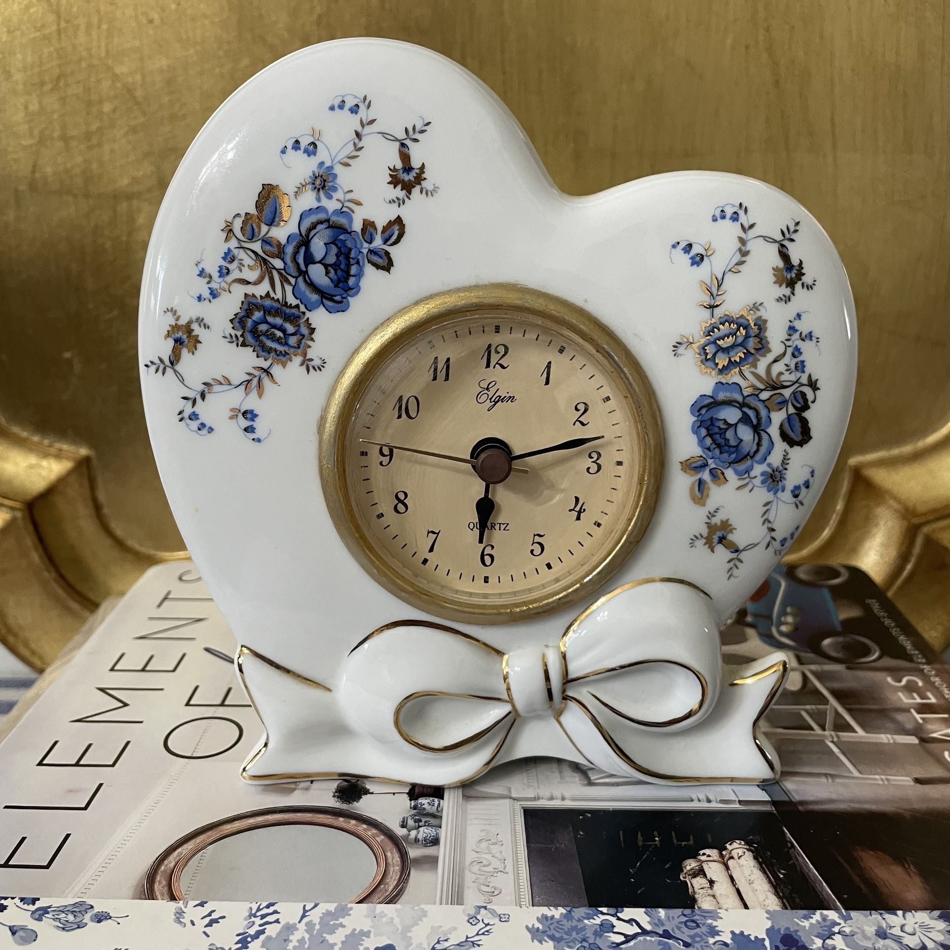 Vintage Ceramic Floral and Bow Desktop Quartz Clock by Elgin