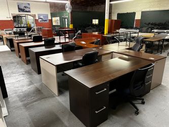 OFFICE  DESKS   (All Commercial Grade)   -can deliver-