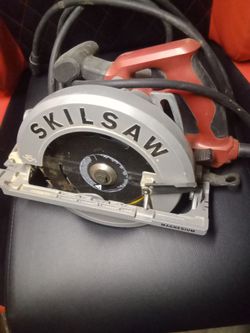 Skil saw sidewinder like new southpaw spt 67 m8.