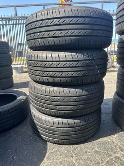 SET OF TIRE 225 60 16 LEXANI 85% LIFE