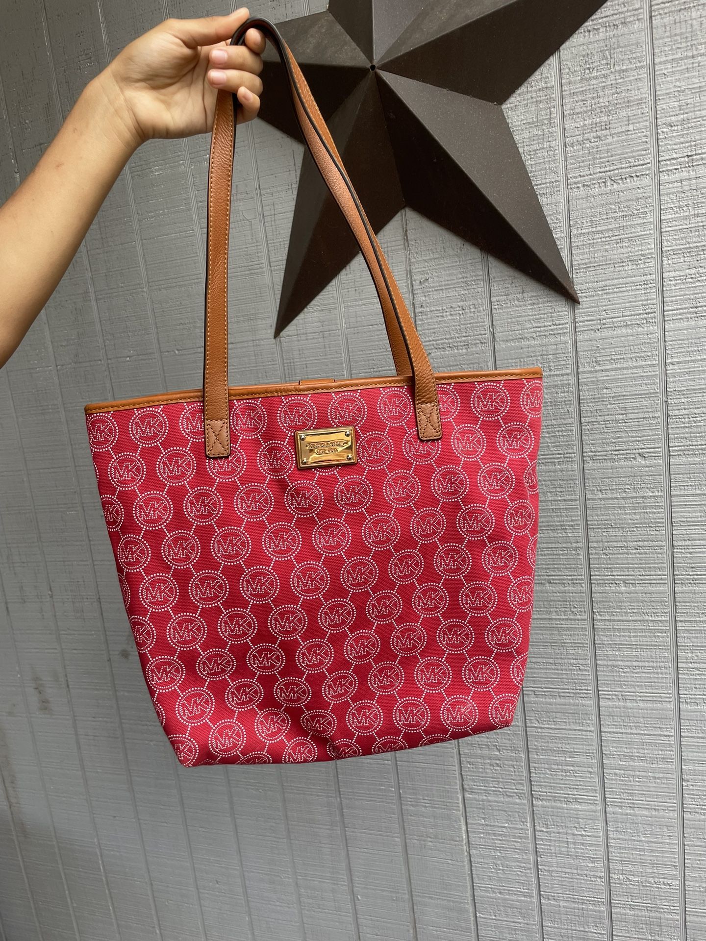 Michael Kors purse