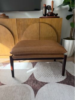 Ottoman/ Stool/ foot stool