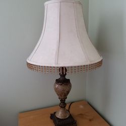 Table lamp