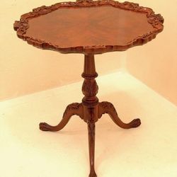 Hand carved Antique Pie Crust Table 