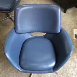 Adjustable Swivel Chairs