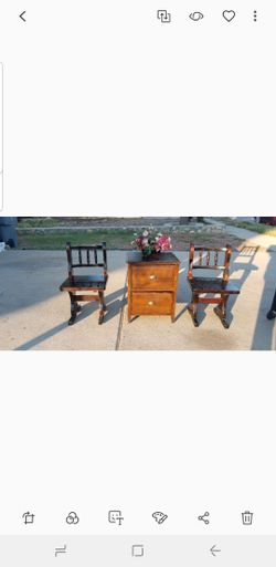 2 VINTAGE CHAIRS AND A NIGHTSTAND REAL WOOD HEAVY