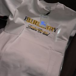 Burberry T shirt 