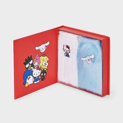 Hello Kitty Furry Face Box - Cozy Socks