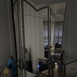 Light up vanity