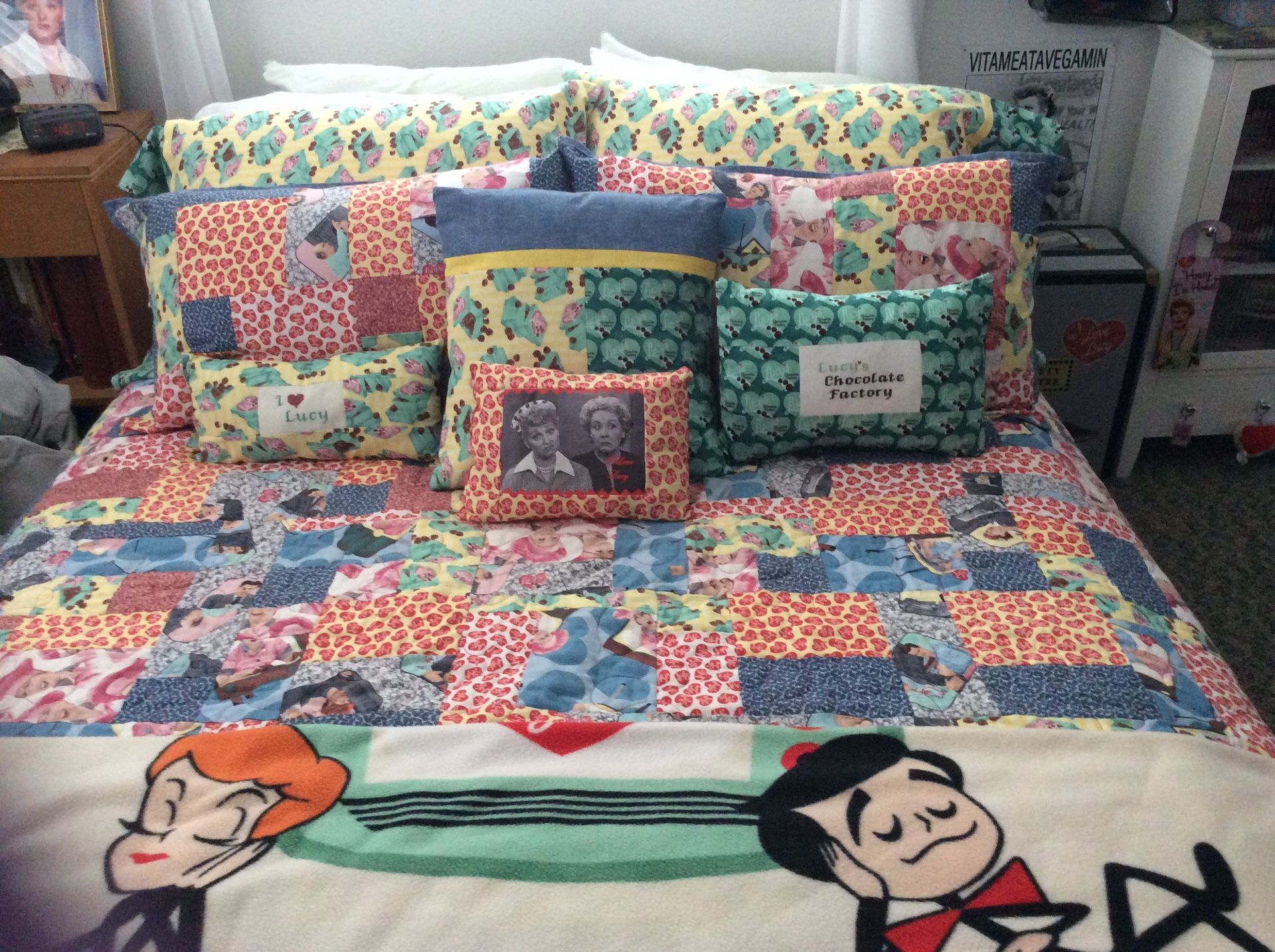 “I Love Lucy” Queen Quilt & Bed Set