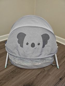 ✨ Infantino Sweet Dreams Fold and Go Bassinet — $25 ✨