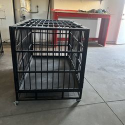 Dog Crates/Housing