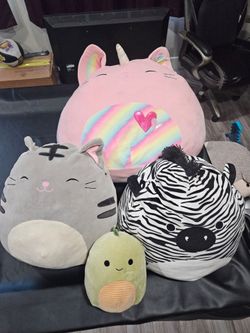 4 Squishmallows 8", (2) 12", 24"