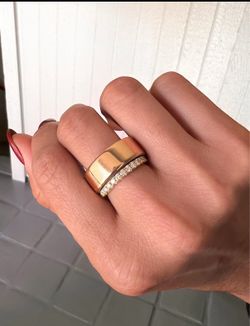 Oura ring 4 size 9 rose gold