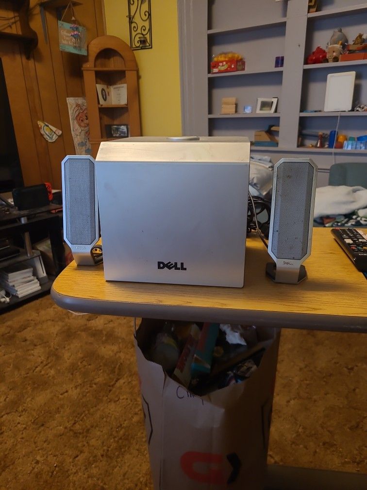 DELL Computer Speakers With Subwoofer
