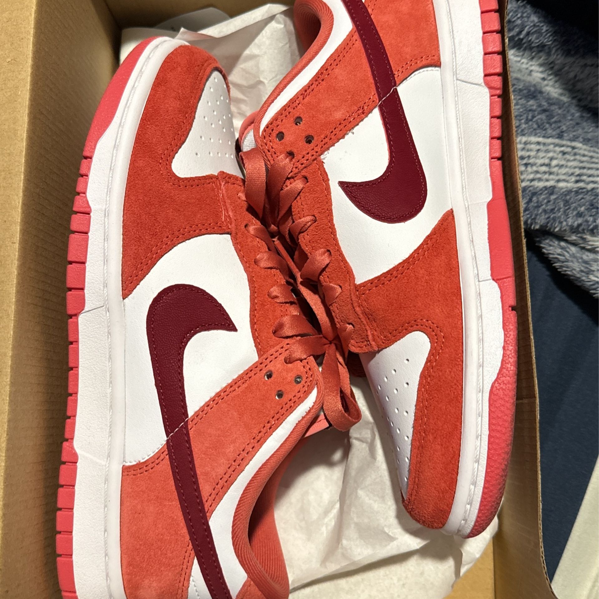 V Day Nike Dunks 