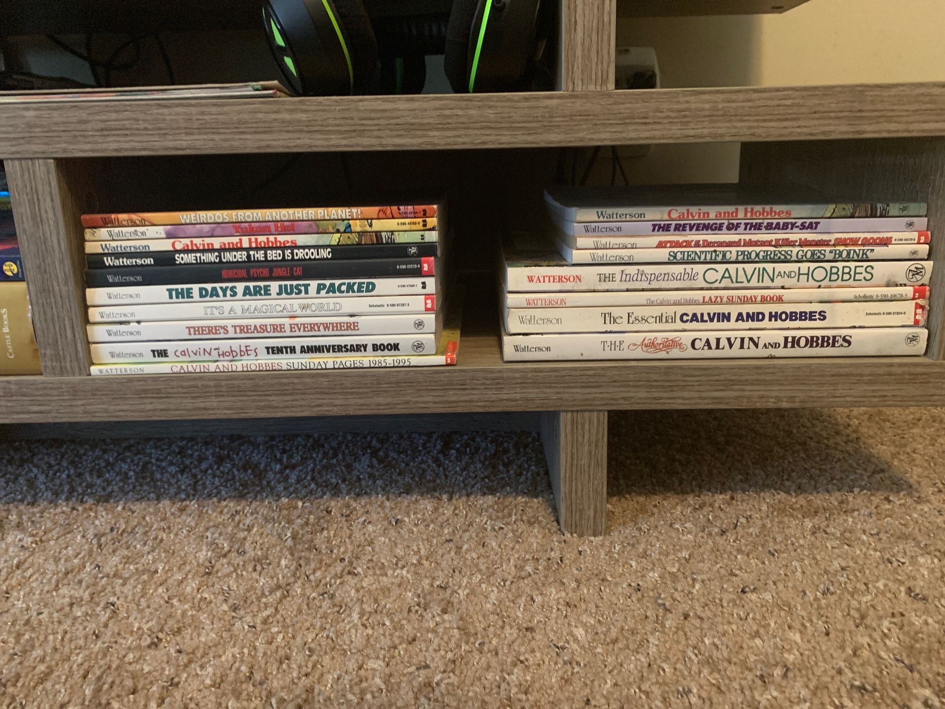 Calvin and Hobbes complete collection with doubles .