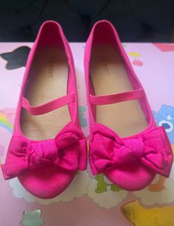 Girl shoes
