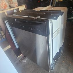 Frigidaire DISHWASHER 