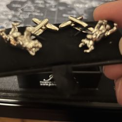 Cufflinks 