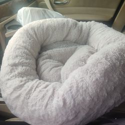 Dog / Cat Bed 