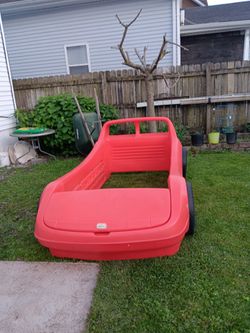 Kids car bed