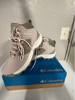Columbia Women’s Transverse Hike Waterproof Boots – Size 10 Wide (New / Tried On Once)