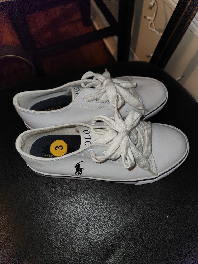 New Polo Girls Leather Gym Shoes Size 3