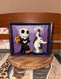 NBC Salt/Pepper Set