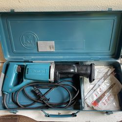 Makita