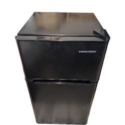 Black + Decker 3.3 cu. ft. Freestanding Mini Fridge with Freezer 

