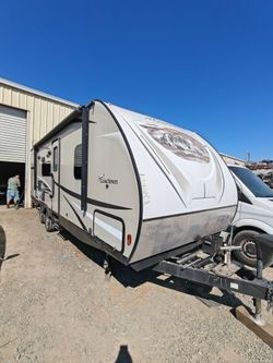2017 Coachmen by Forest River Freedom Express Series M-312 BHDS Specs
Trailer